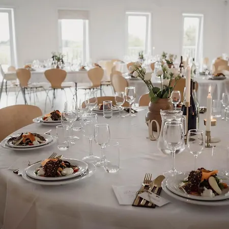 Sct Knudsborg 58-beds On The * Brenderup